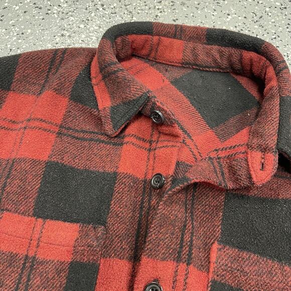 Thick Plaid Shirt jacket Red Black Buffalo Plaid Small Oversized Boxy - Picture 5 of 7